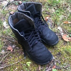 Wilding Shoes / Boots GMBH  US Women 11 Men 10 Eu 43 Barefoot